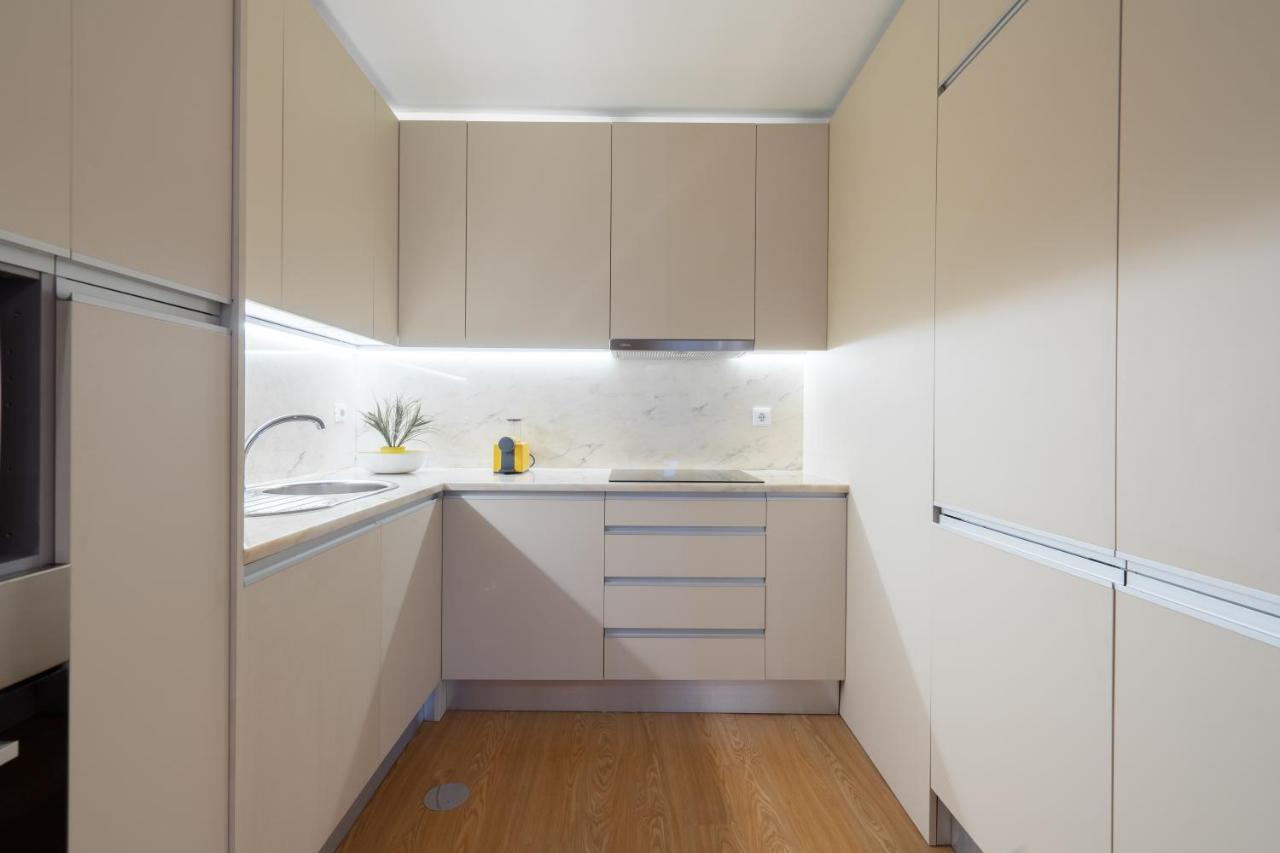 Apartmán Host Wise - Colorful Bright Flat With Balcony Porto Exteriér fotografie