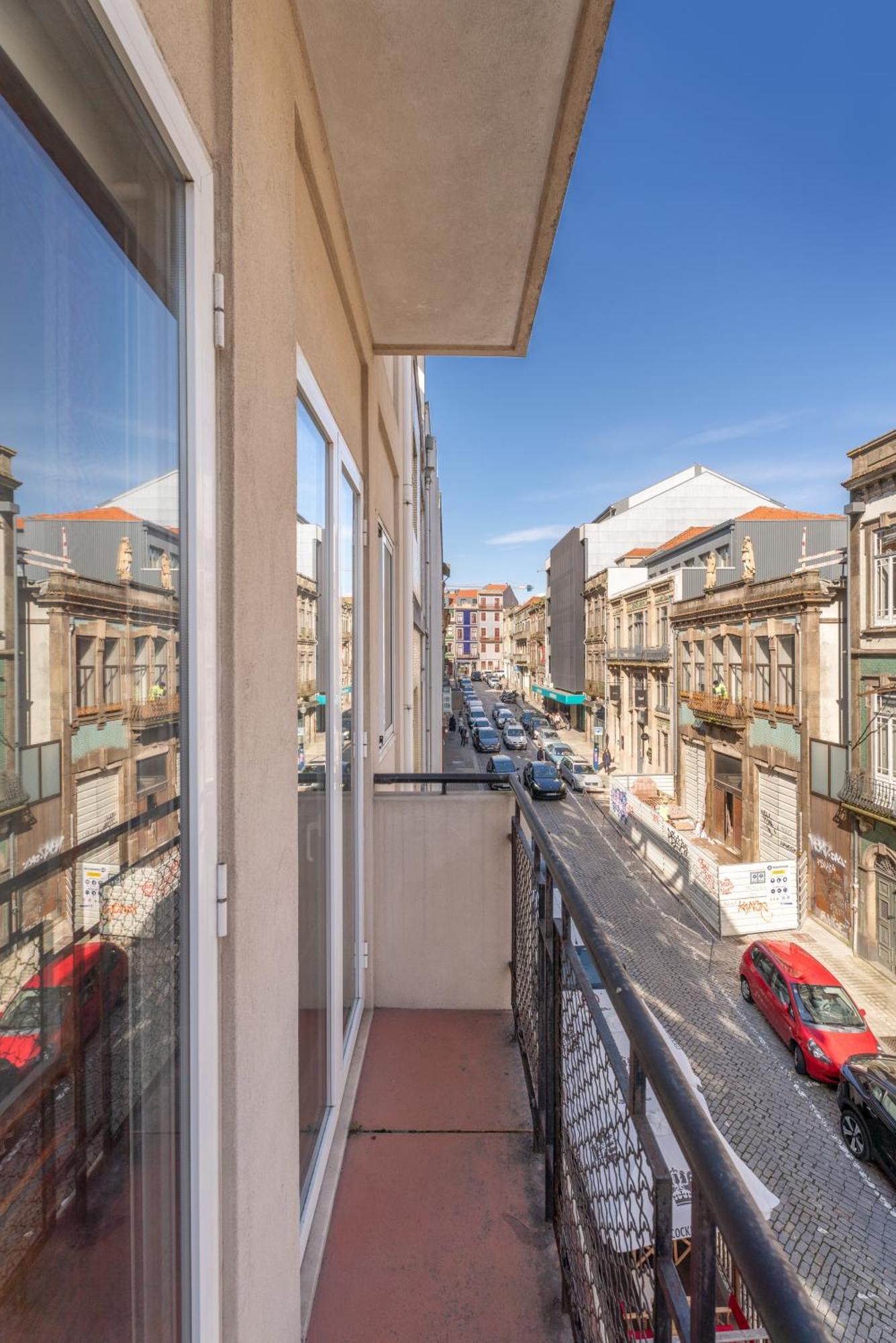 Apartmán Host Wise - Colorful Bright Flat With Balcony Porto Exteriér fotografie