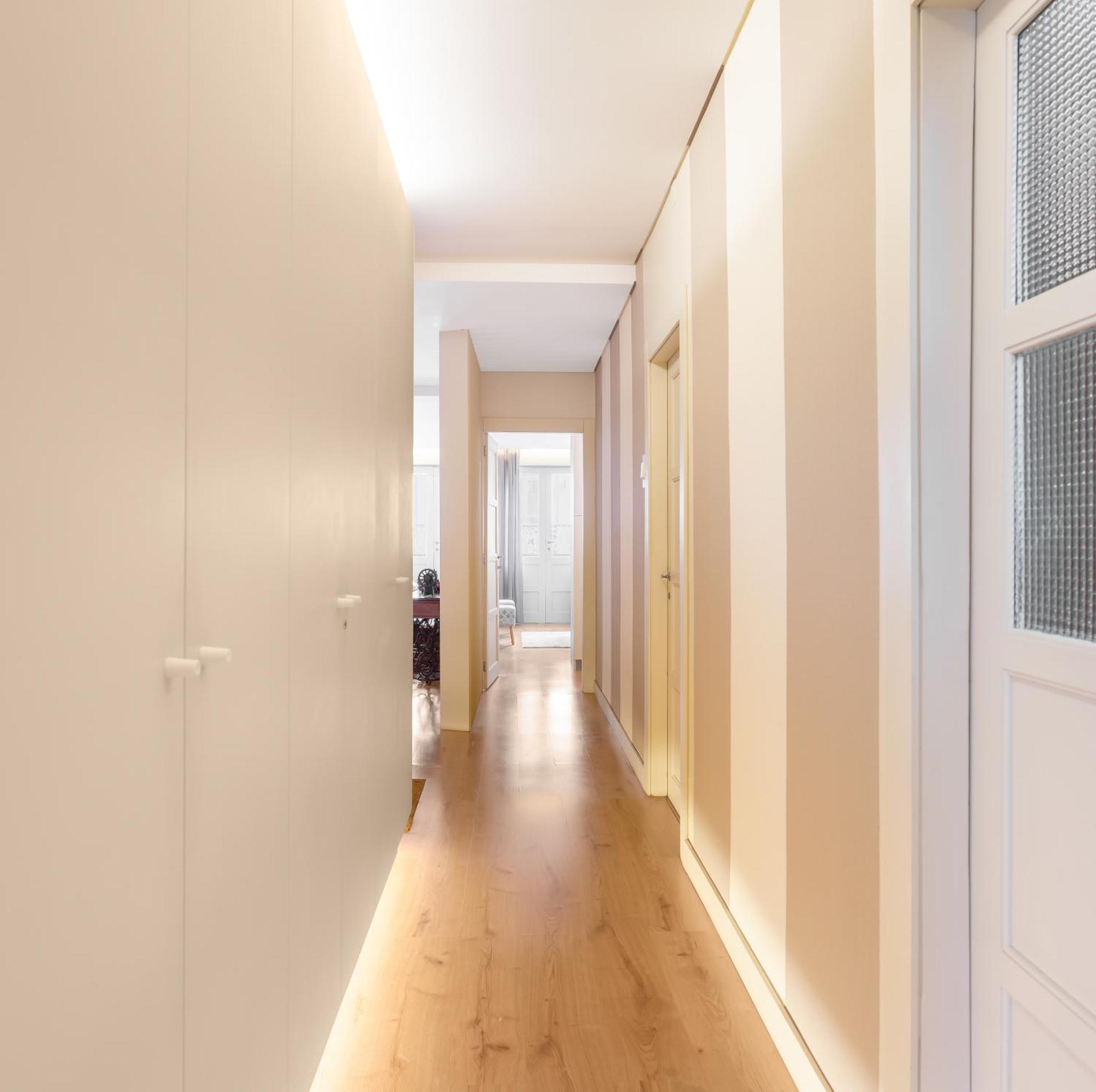 Apartmán Host Wise - Colorful Bright Flat With Balcony Porto Pokoj fotografie