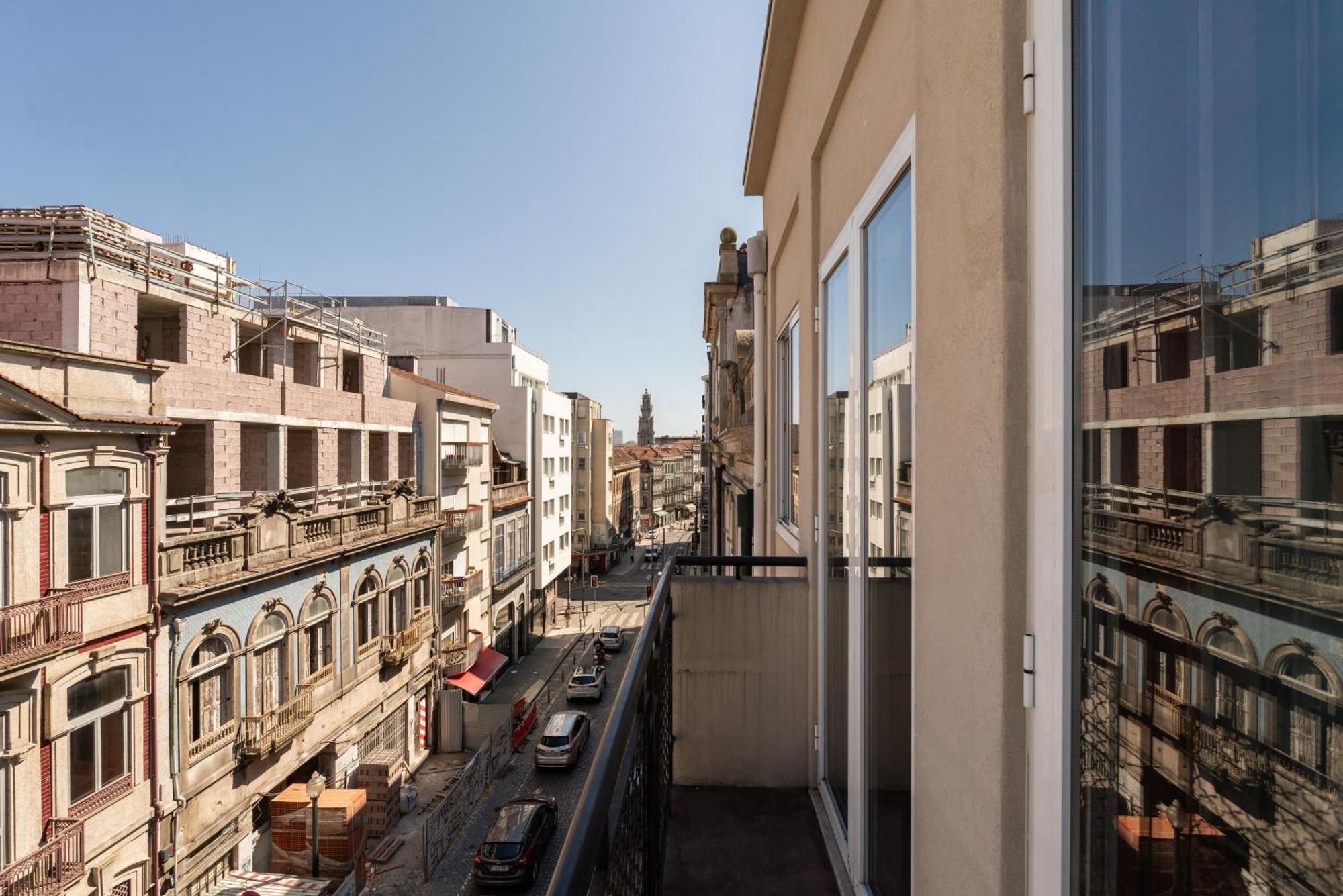 Apartmán Host Wise - Colorful Bright Flat With Balcony Porto Exteriér fotografie