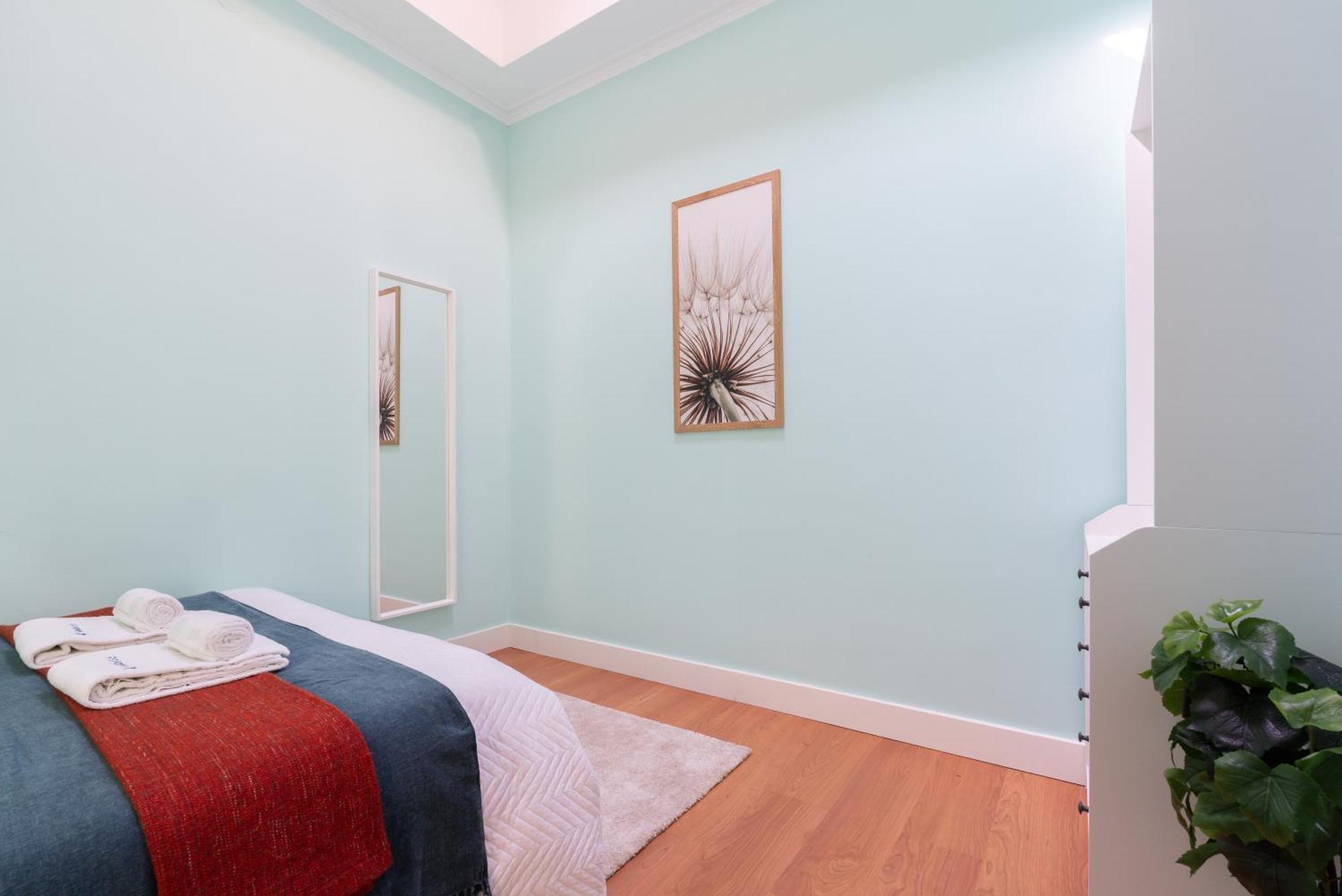 Apartmán Host Wise - Colorful Bright Flat With Balcony Porto Pokoj fotografie